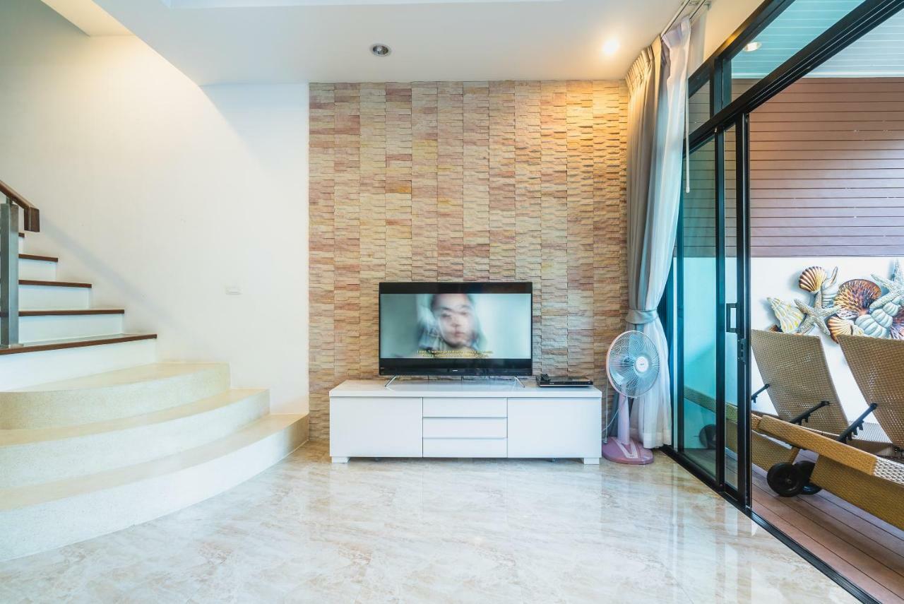 Ap West By Lofty Villa Kamala Beach Buitenkant foto