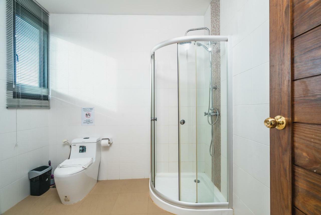 Ap West By Lofty Villa Kamala Beach Buitenkant foto