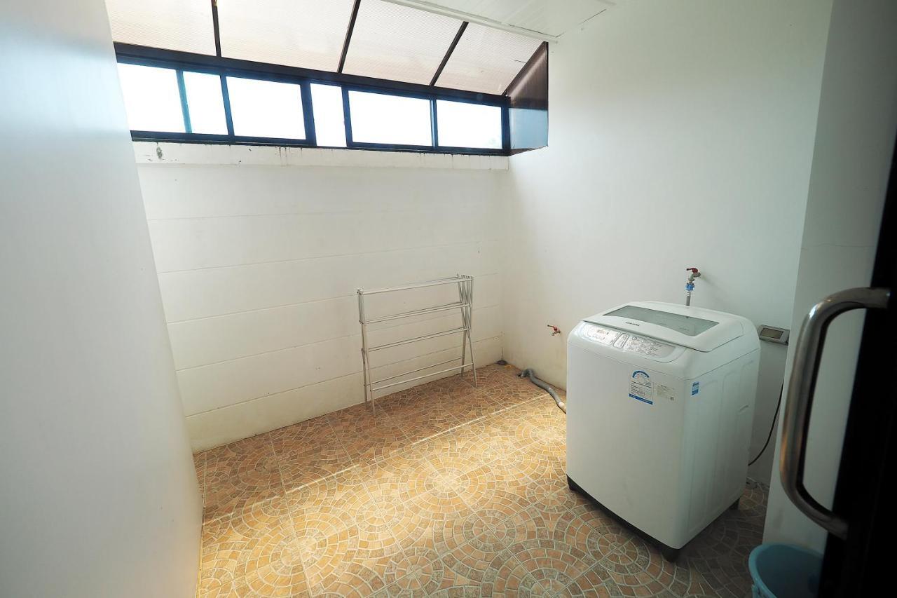 Ap West By Lofty Villa Kamala Beach Buitenkant foto